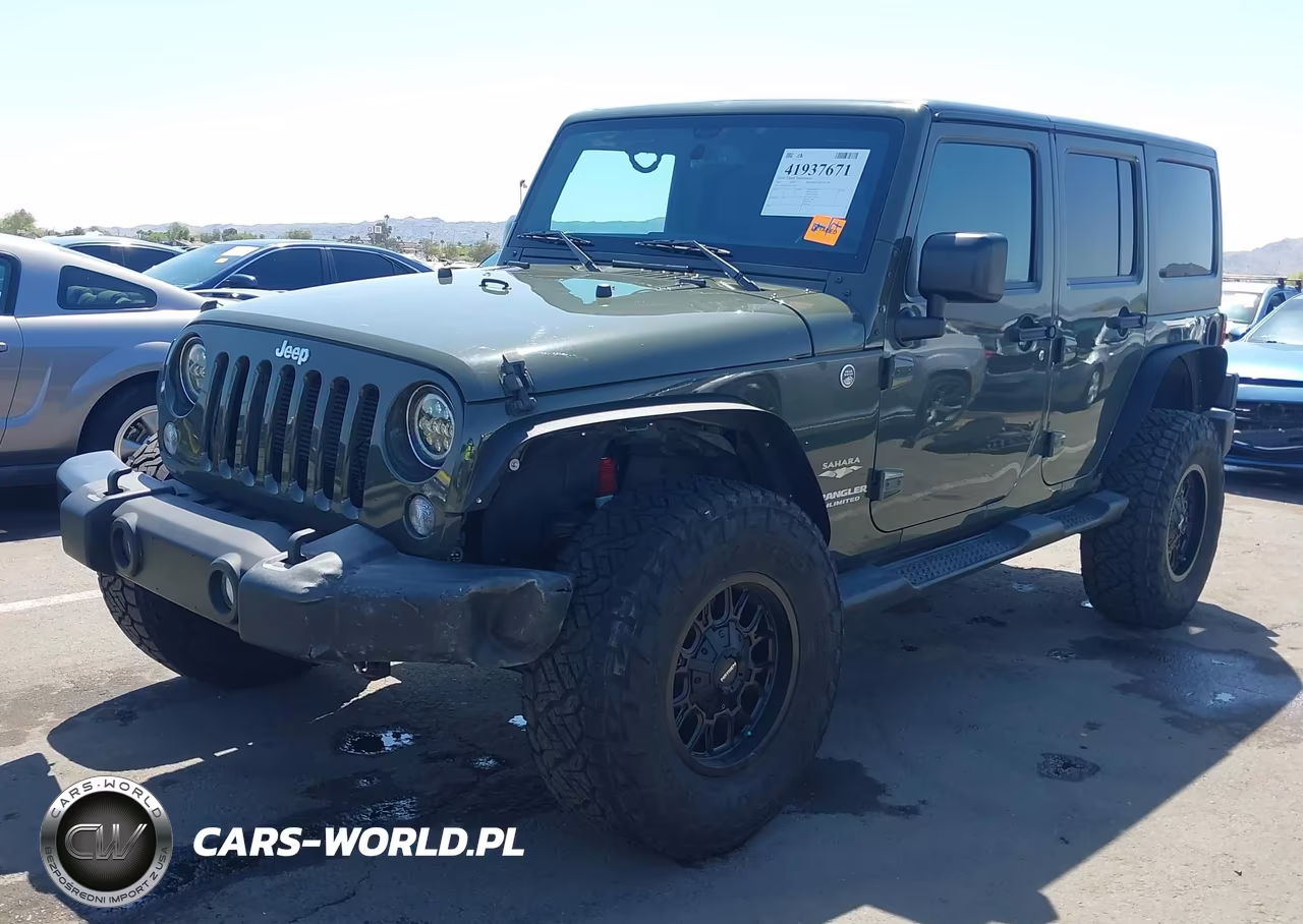 2015 Jeep Wrangler Unlimited Sahara VIN:1C4BJWEG7FL732387 - 6