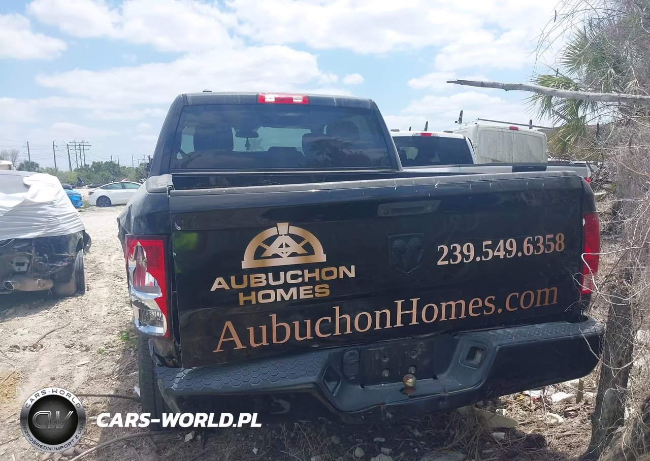 2018 Ram 1500 VIN:1C6RR6KG0JS300032 - 16
