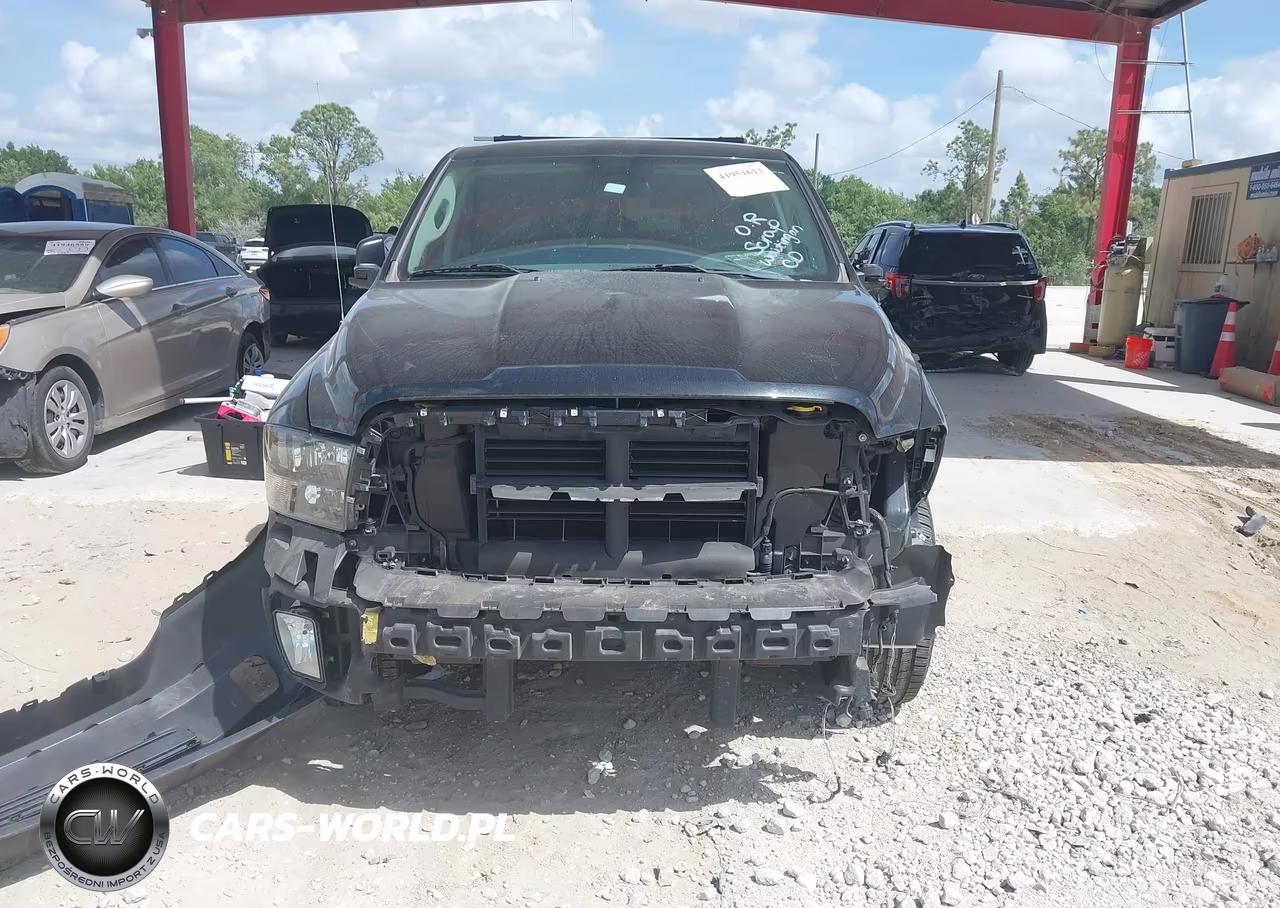 2018 Ram 1500 VIN:1C6RR6KG0JS300032 - 6