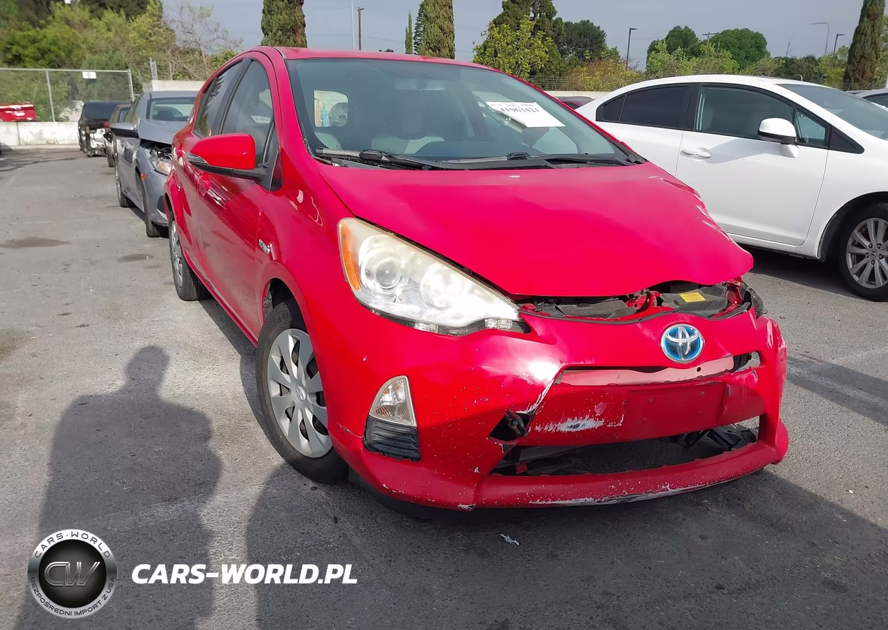 2013 Toyota Prius C One