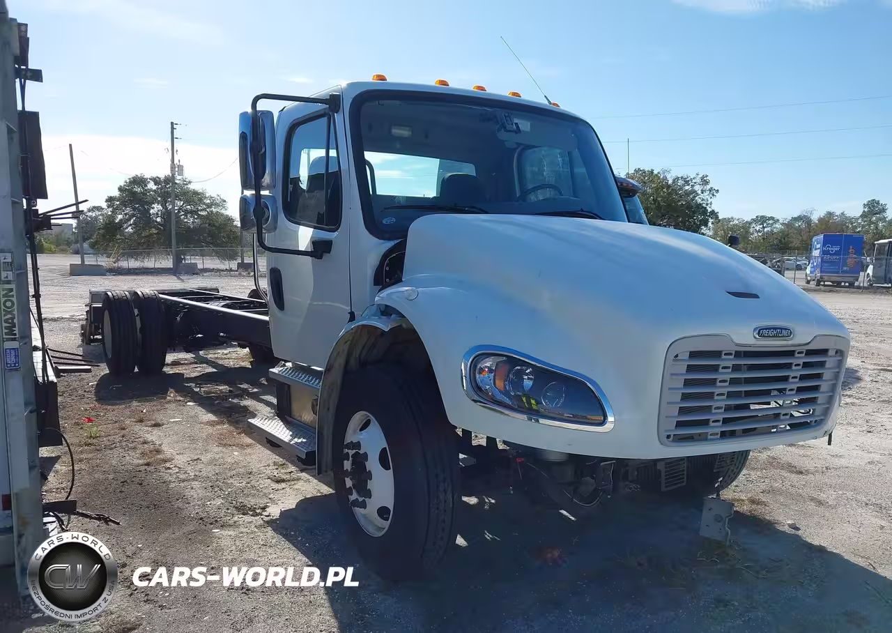 2024 Freightliner M2 106