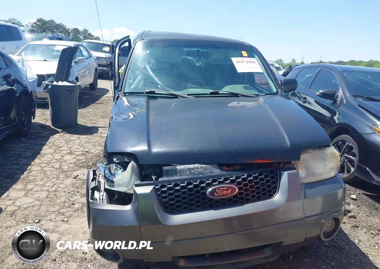 2005 Ford Escape Xlt VIN:1FMYU03155KA69236 - 12