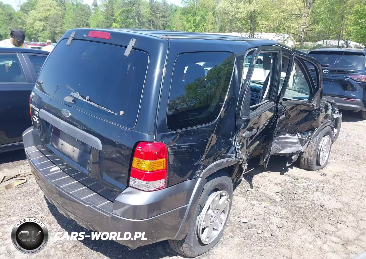 2005 Ford Escape Xlt VIN:1FMYU03155KA69236 - 4
