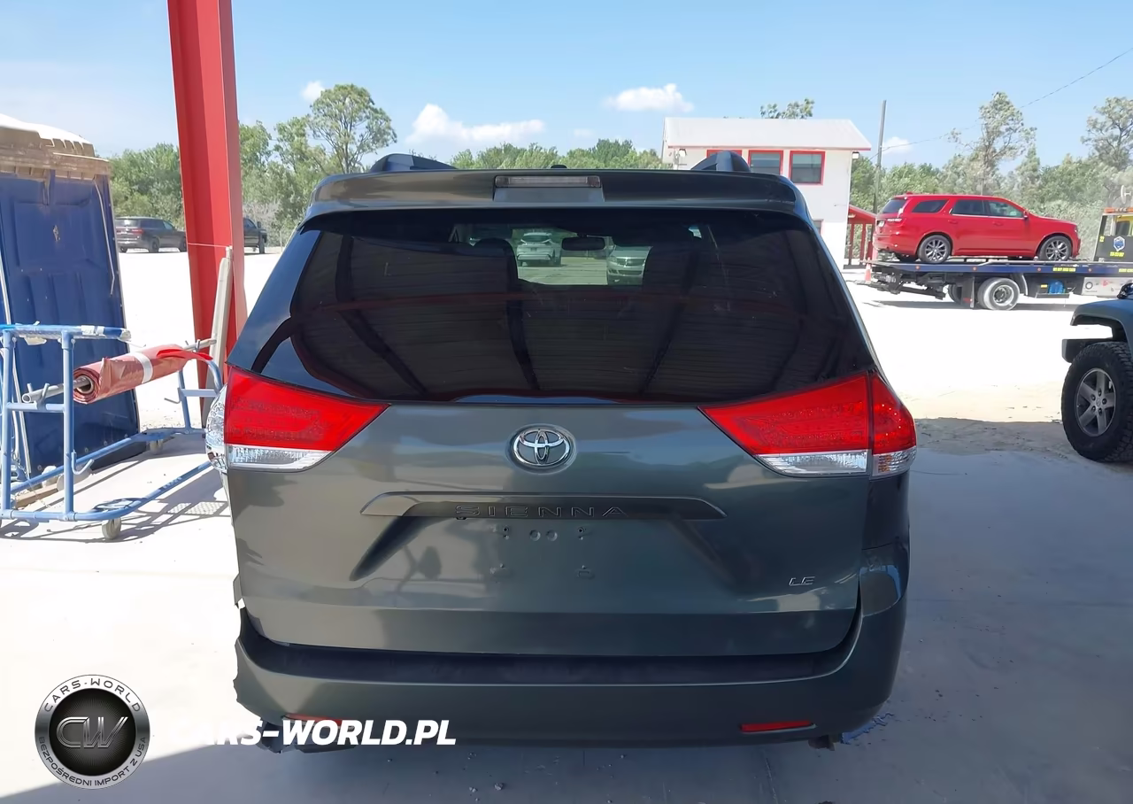 2014 Toyota Sienna Le V6 8 Passenger VIN:5TDKK3DC9ES423561 - 16