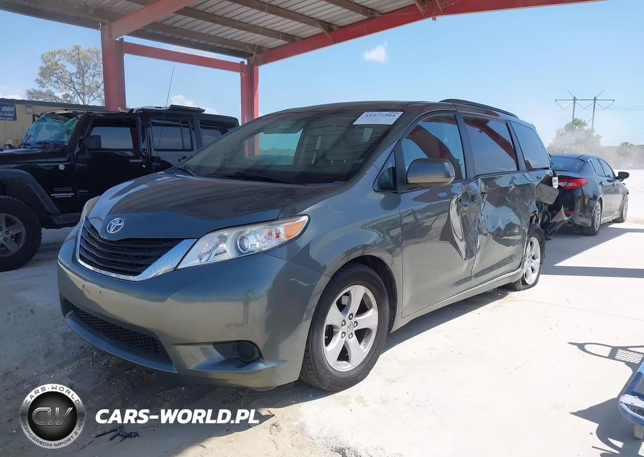 2014 Toyota Sienna Le V6 8 Passenger VIN:5TDKK3DC9ES423561 - 2