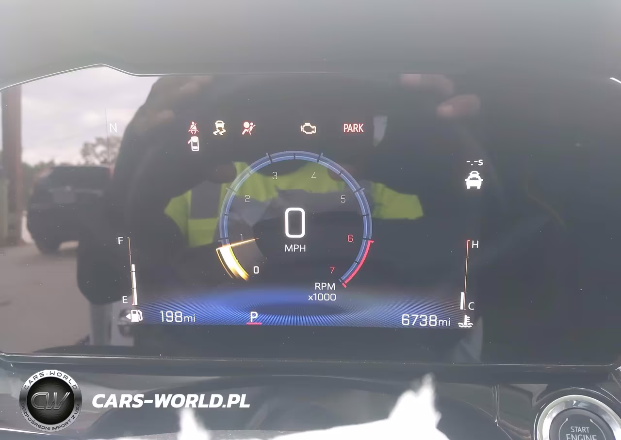 2025 Chevrolet Trax Fwd Activ VIN:KL77LKEPXSC067744 - 7