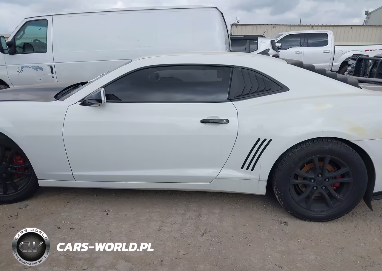 2014 Chevrolet Camaro 2Ls VIN:2G1FA1E39E9165437 - 15