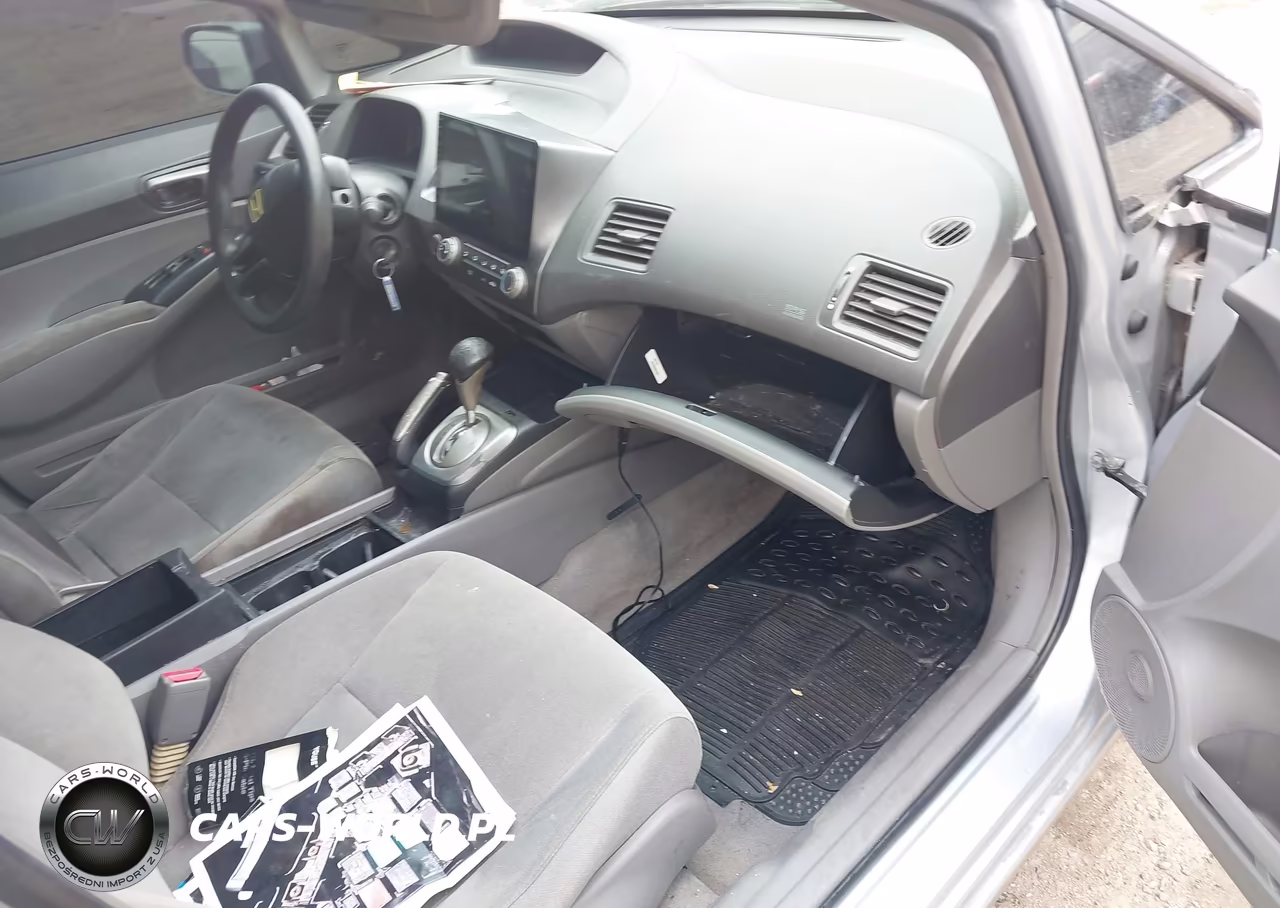 2007 Honda Civic Lx VIN:2HGFA16537H302647 - 5