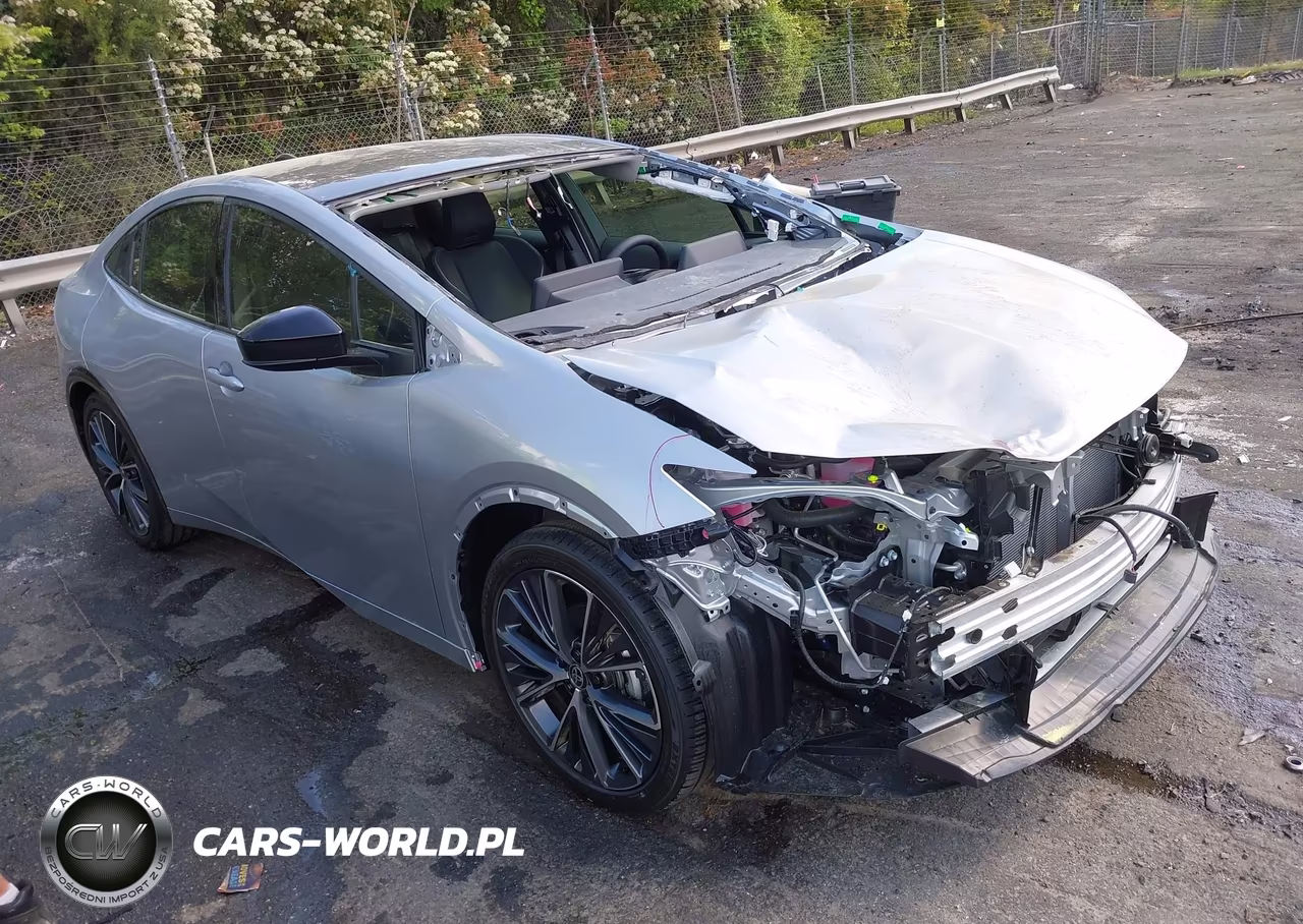 2025 Toyota Prius Xle – zdjęcie 1 z 18
