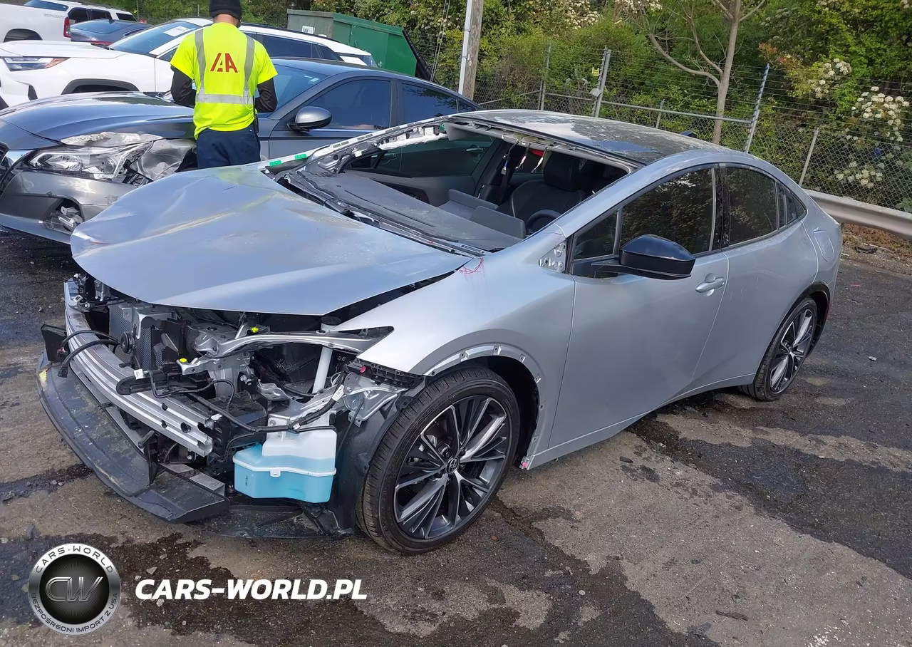 2025 Toyota Prius Xle VIN:JTDACAAU5S3051322 - 2