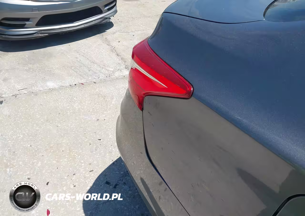 2019 Nissan Sentra S VIN:3N1AB7AP7KY441316 - 20