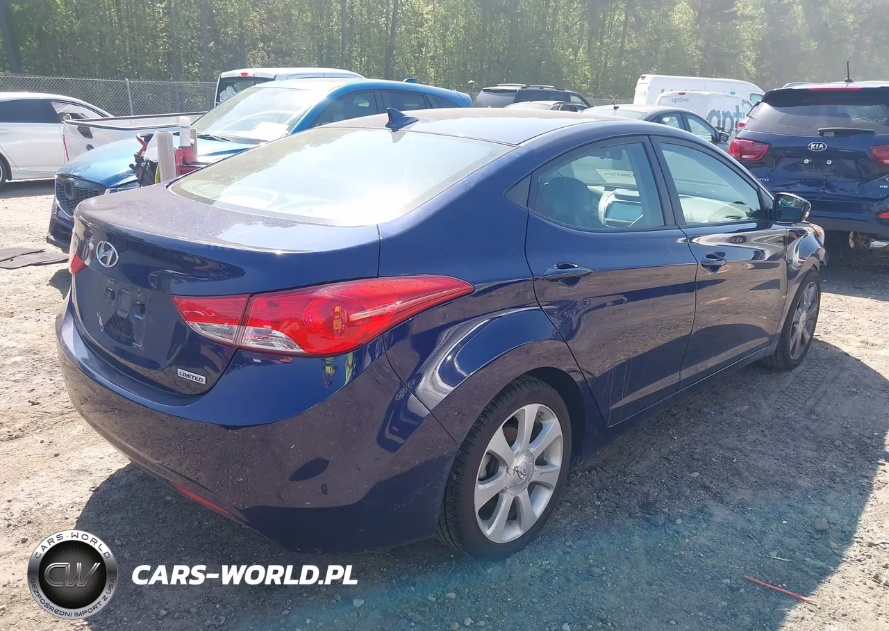 2013 Hyundai Elantra Limited VIN:5NPDH4AE4DH440730 - 4