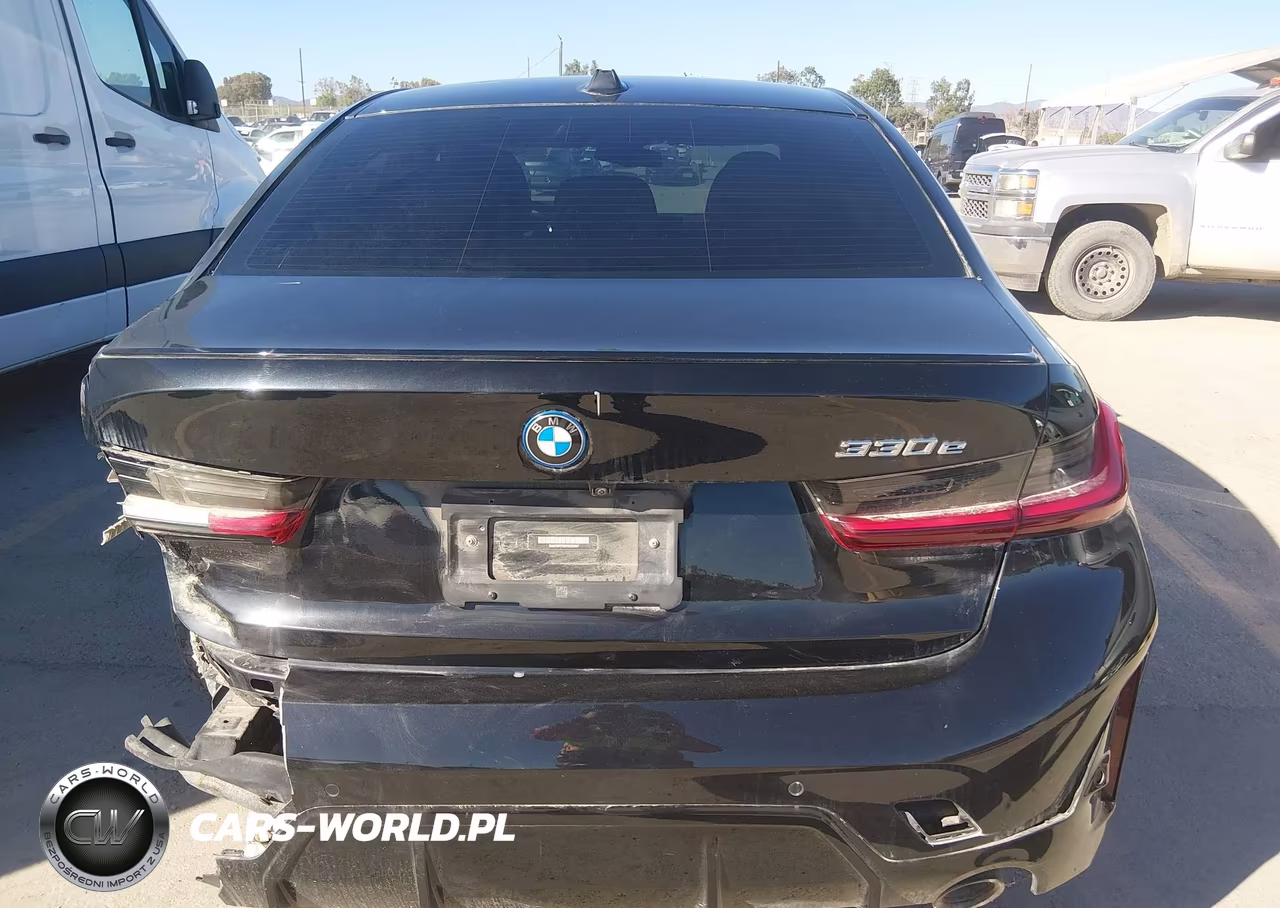 2023 BMW 3 Series 330E VIN:3MW39FF05P8C83697 - 16