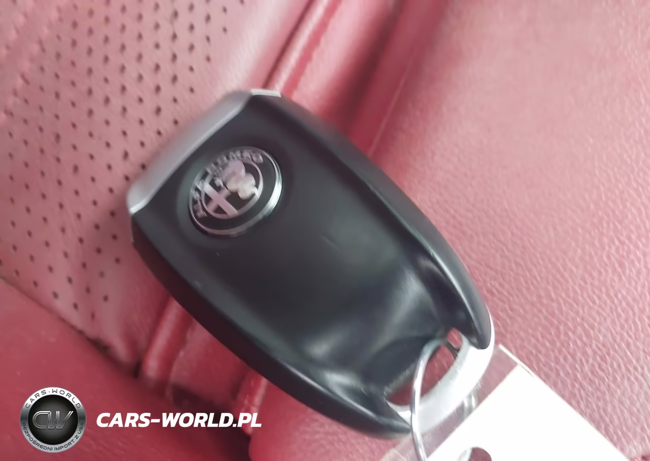2019 Alfa Romeo Stelvio Ti Sport Awd VIN:ZASPAKBN0K7C71772 - 11