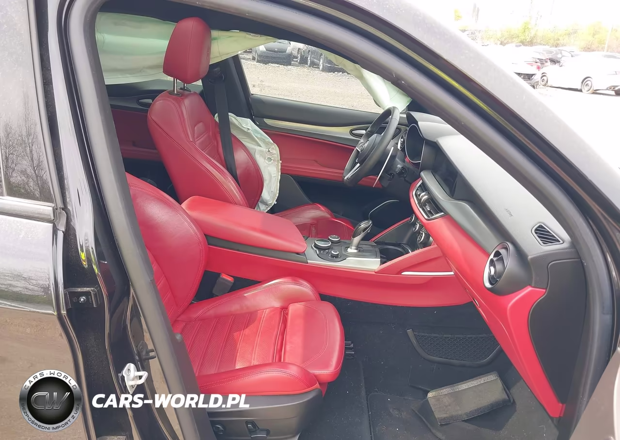 2019 Alfa Romeo Stelvio Ti Sport Awd VIN:ZASPAKBN0K7C71772 - 5
