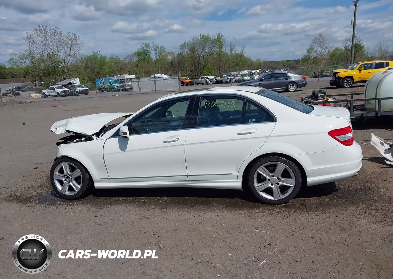 2011 Mercedes-Benz C 300 Luxury 4Matic-Sport 4Matic VIN:WDDGF8BB4BR166147 - 15