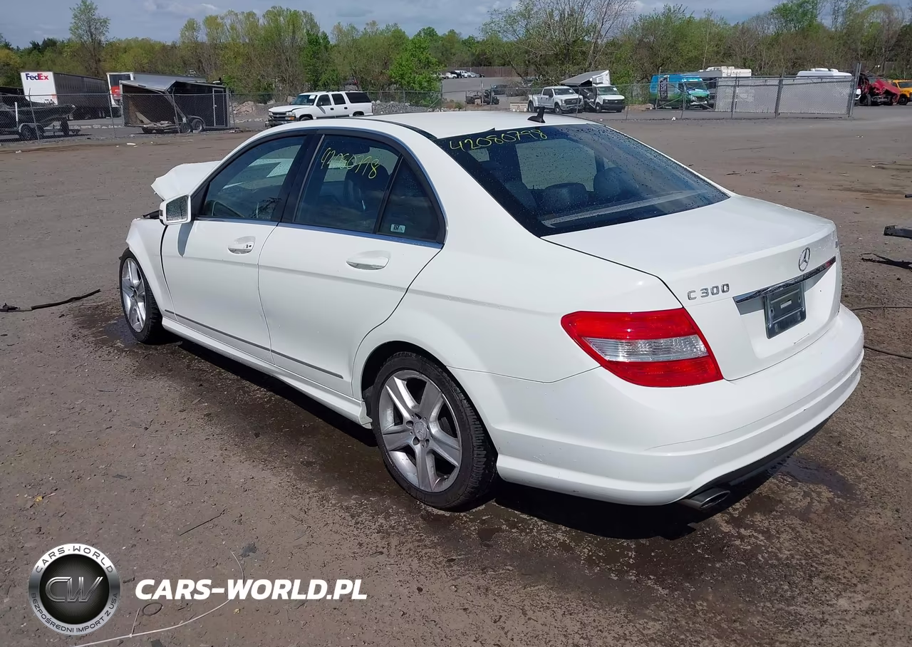 2011 Mercedes-Benz C 300 Luxury 4Matic-Sport 4Matic VIN:WDDGF8BB4BR166147 - 3