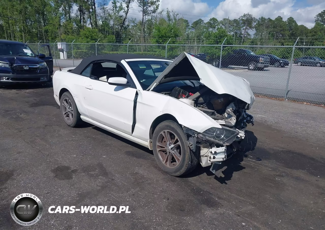 2013 Ford Mustang V6 Premium