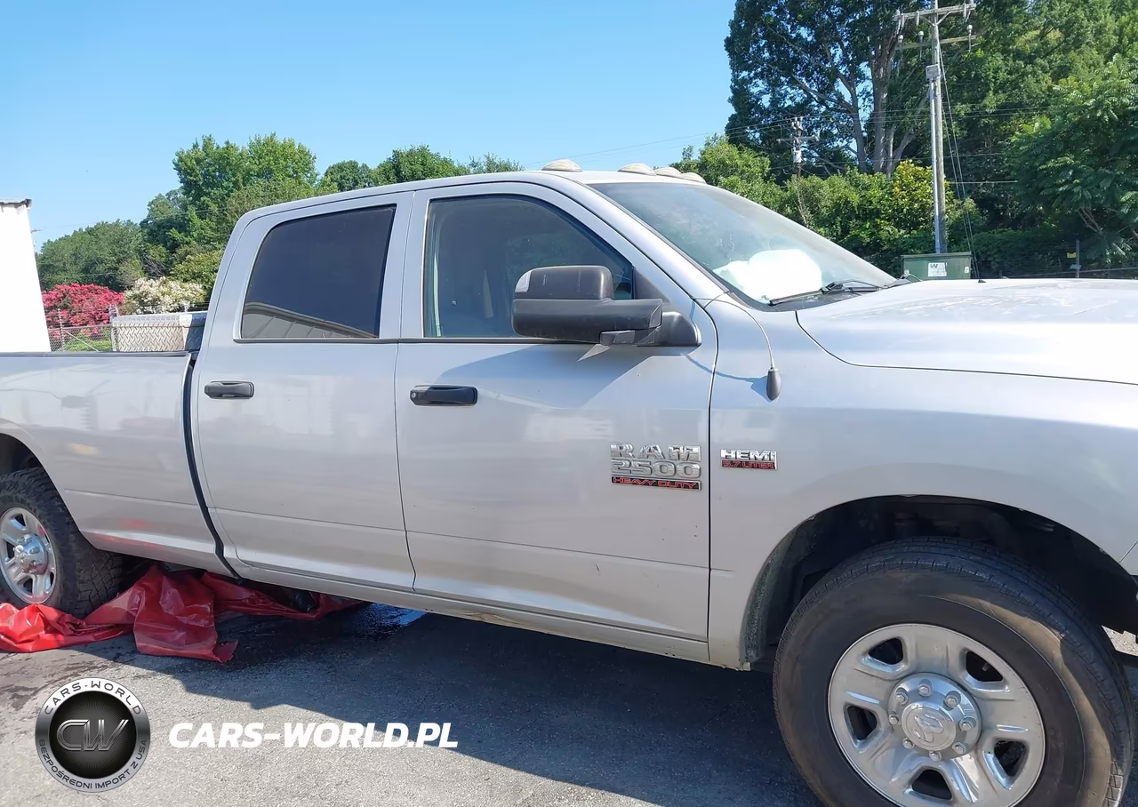 2018 Ram 2500 Tradesman 4X2 8' Box VIN:3C6TR4HT6JG144200 - 13