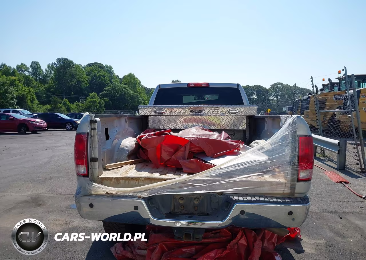 2018 Ram 2500 Tradesman 4X2 8' Box VIN:3C6TR4HT6JG144200 - 16