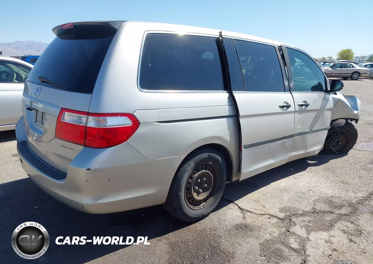 2006 Honda Odyssey Lx VIN:5FNRL38256B060873 - 4