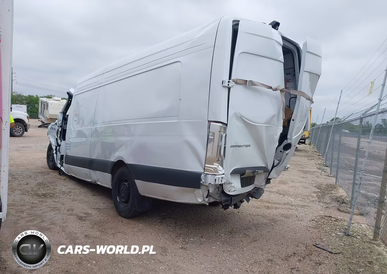2024 Mercedes-Benz Sprinter 2500 VIN:W1Y4KDHY1RT177919 - 3