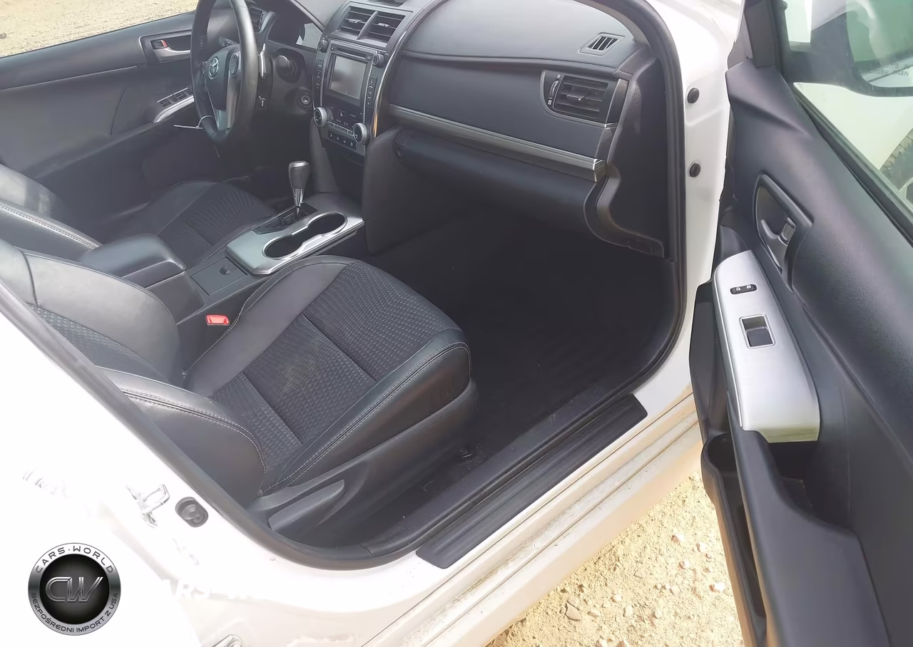 2016 Toyota Camry Se VIN:4T1BF1FK6DU705384 - 5