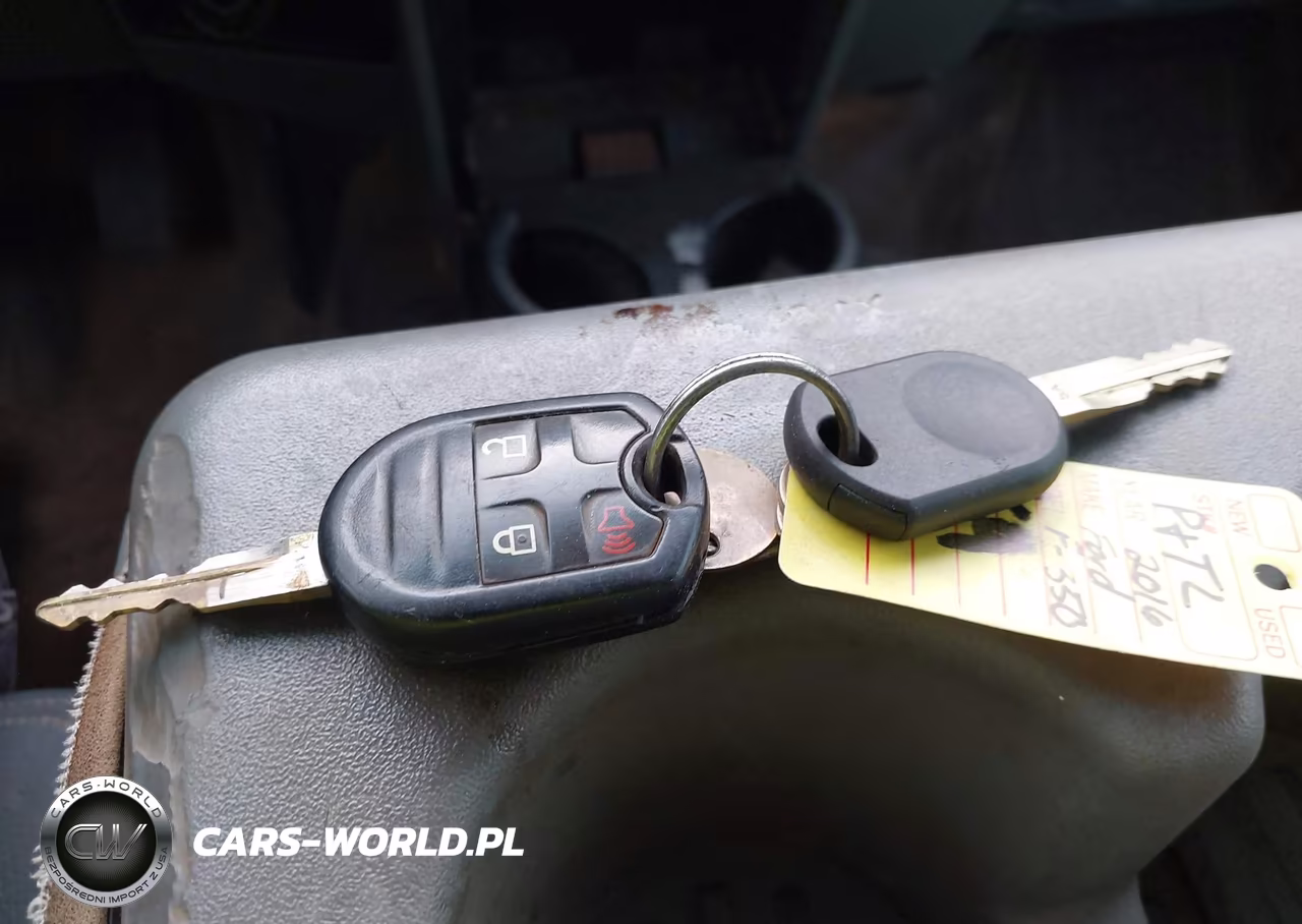 2016 Ford F-350 Chassis Xl VIN:1FD8W3HT4GEC10157 - 10
