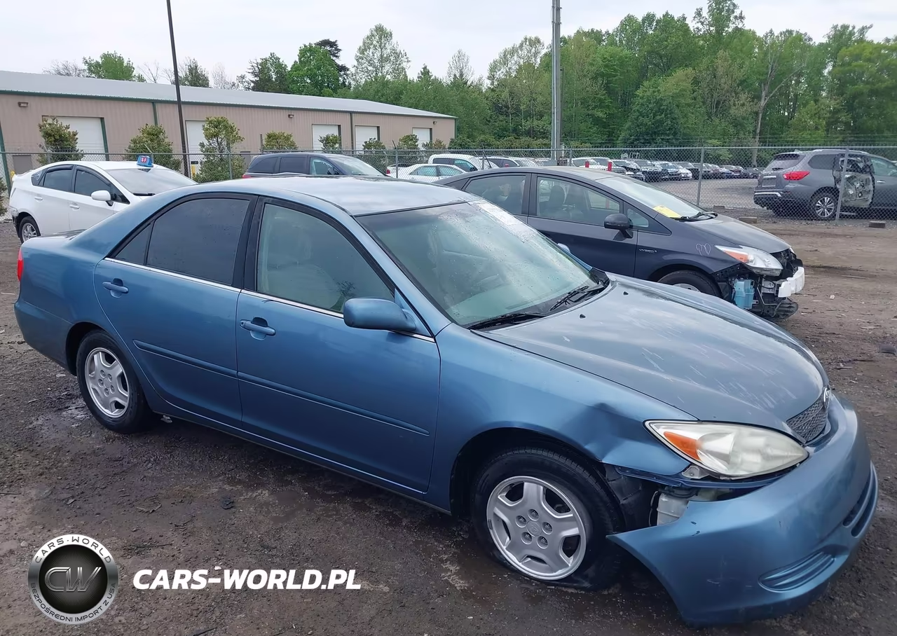 2002 Toyota Camry Le V6 – zdjęcie 1 z 17