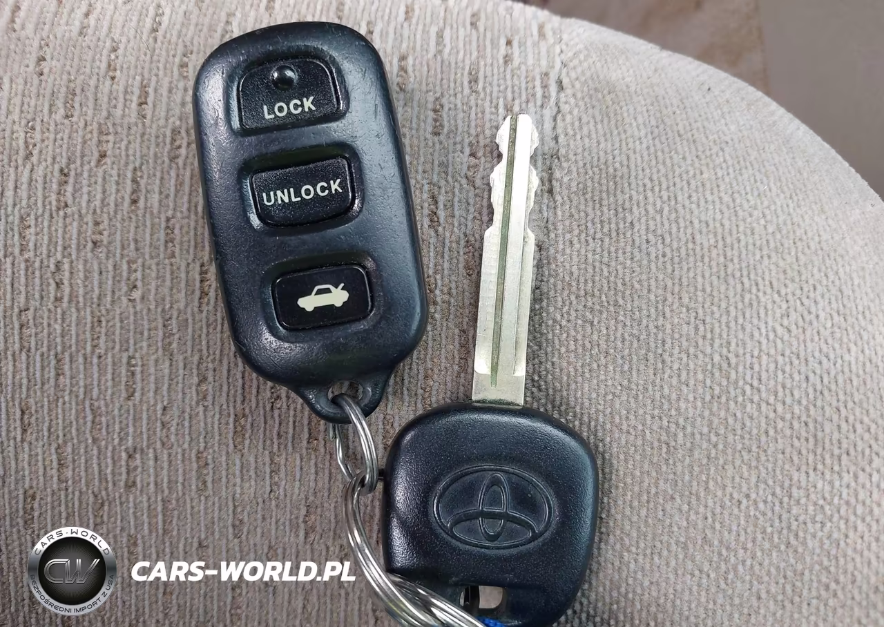 2002 Toyota Camry Le V6 VIN:4T1BF32K02U518382 - 11