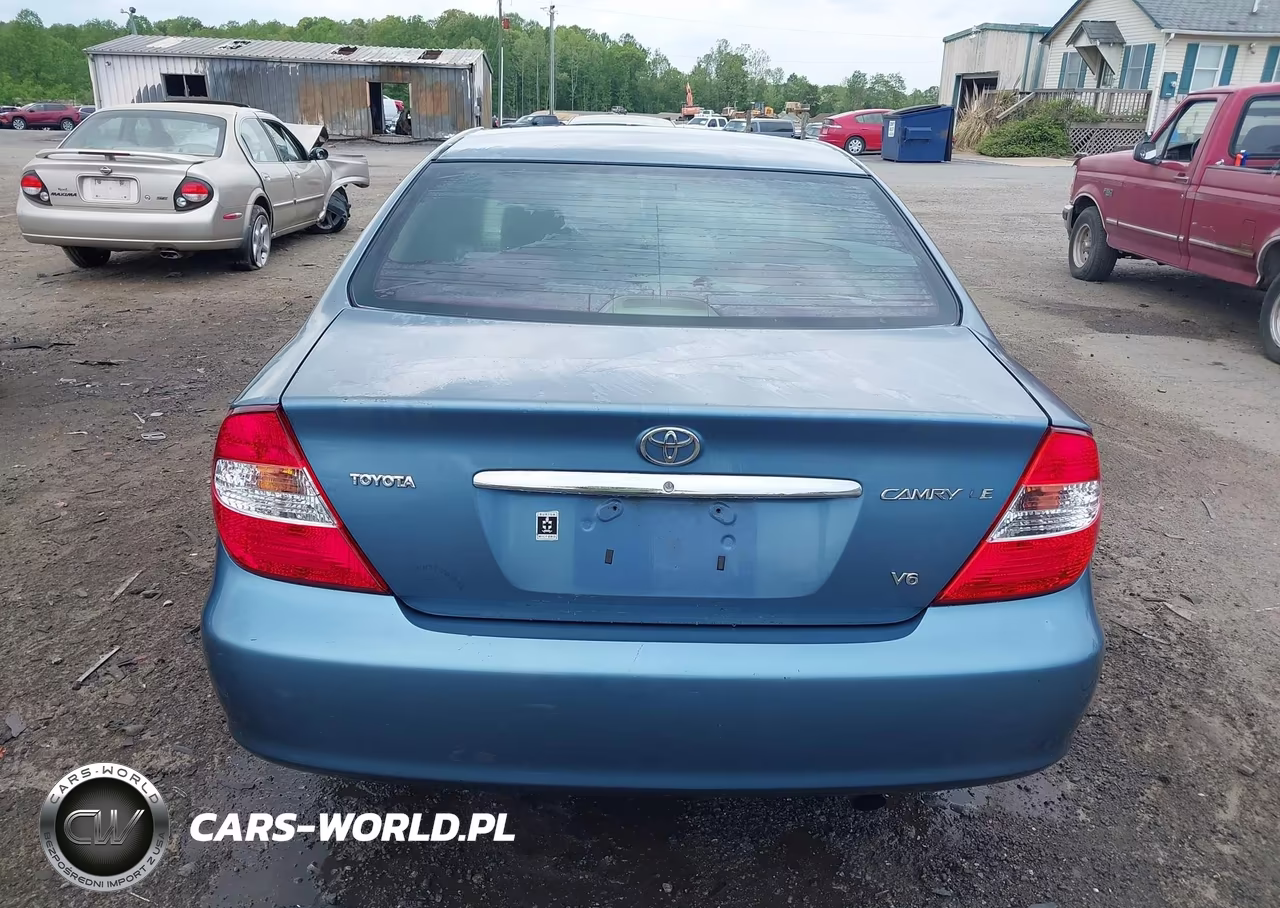 2002 Toyota Camry Le V6 VIN:4T1BF32K02U518382 - 16