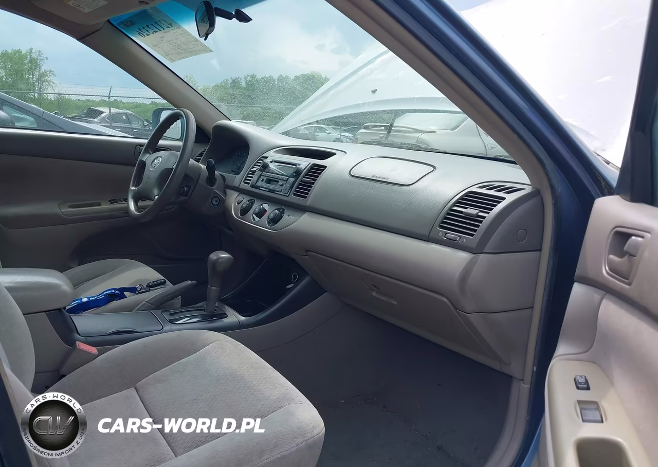 2002 Toyota Camry Le V6 VIN:4T1BF32K02U518382 - 5