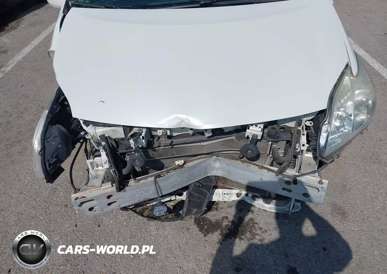 2015 Toyota Prius Four VIN:JTDKN3DU6F0413011 - 6