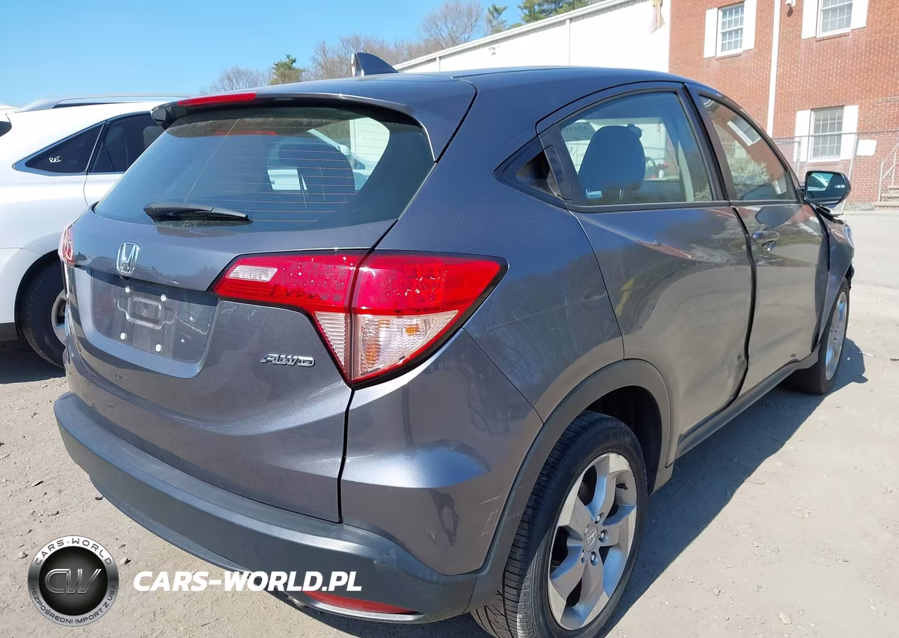 2018 Honda Hr-V Lx VIN:3CZRU6H30JG712710 - 4
