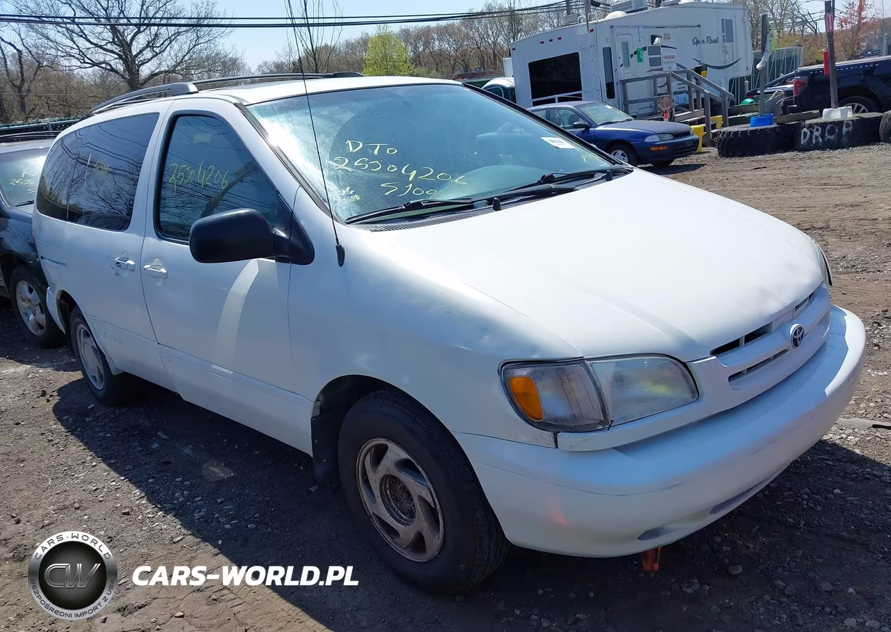 2000 Toyota Sienna Xle