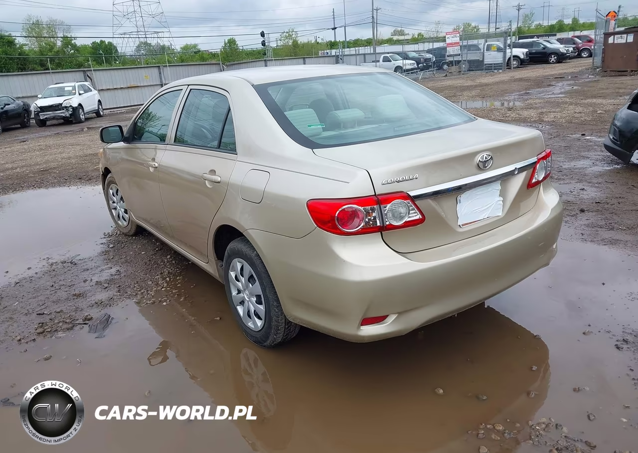 2013 Toyota Corolla L VIN:5YFBU4EE5DP215796 - 3