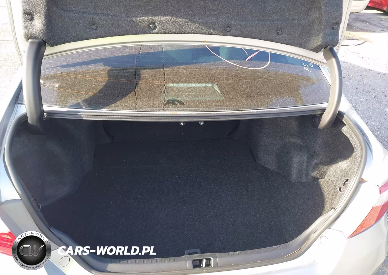 2017 Toyota Camry Le VIN:4T1BF1FK5HU346633 - 18
