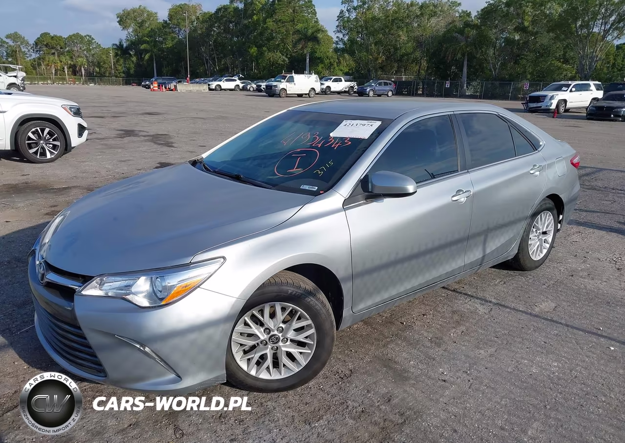 2017 Toyota Camry Le VIN:4T1BF1FK5HU346633 - 2
