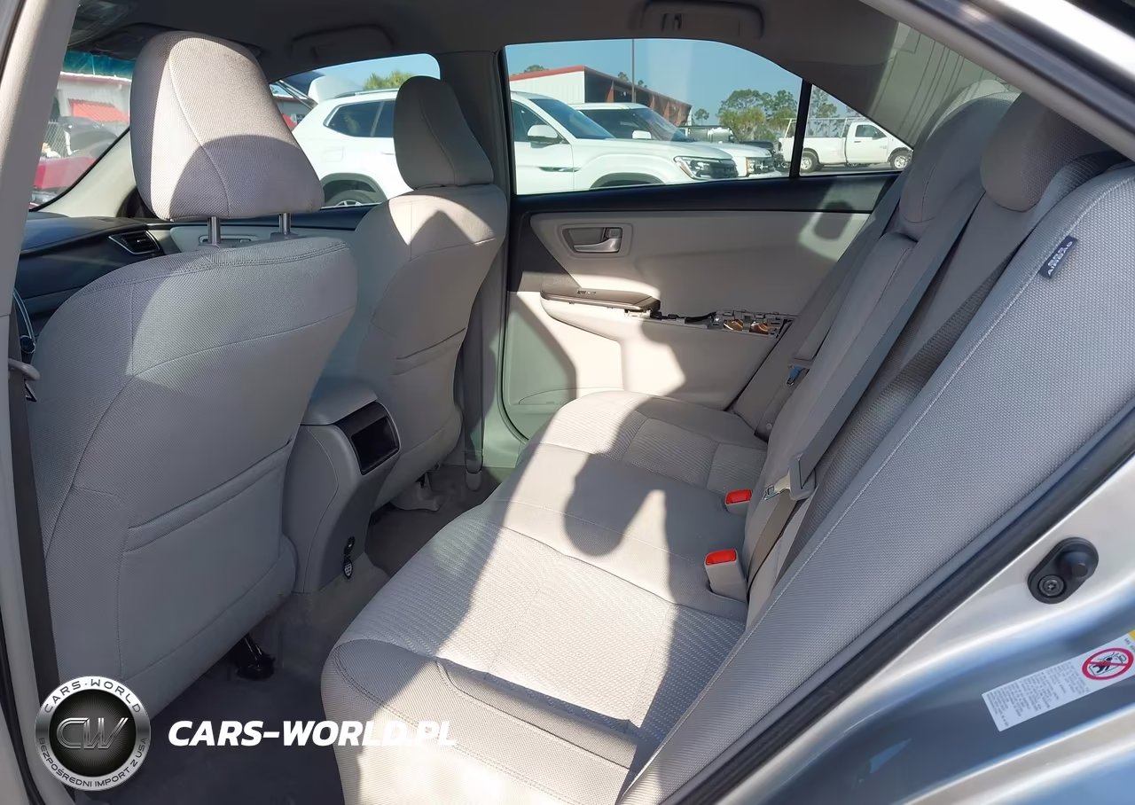 2017 Toyota Camry Le VIN:4T1BF1FK5HU346633 - 8