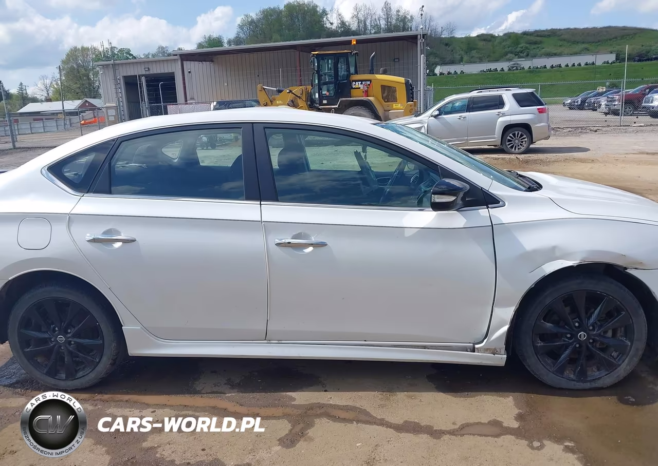 2018 Nissan Sentra Sr VIN:3N1AB7AP4JY262973 - 13