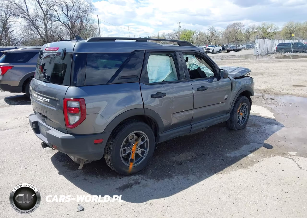 2021 Ford Bronco Sport Big Bend VIN:3FMCR9B68MRA18255 - 4
