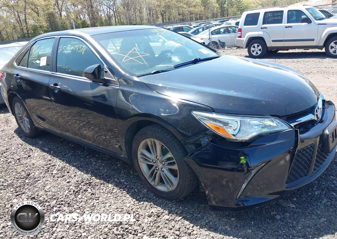 2016 Toyota Camry Se – zdjęcie 1 z 16