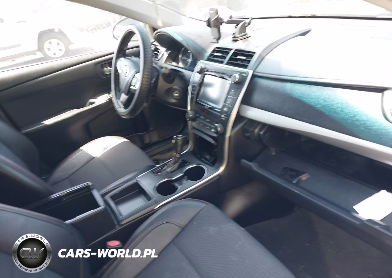 2016 Toyota Camry Se VIN:4T1BF1FK7GU555970 - 5
