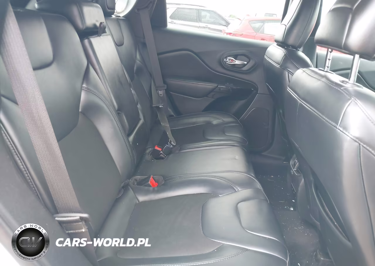 2020 Jeep Cherokee Altitude Fwd VIN:1C4PJLLB3LD645443 - 8
