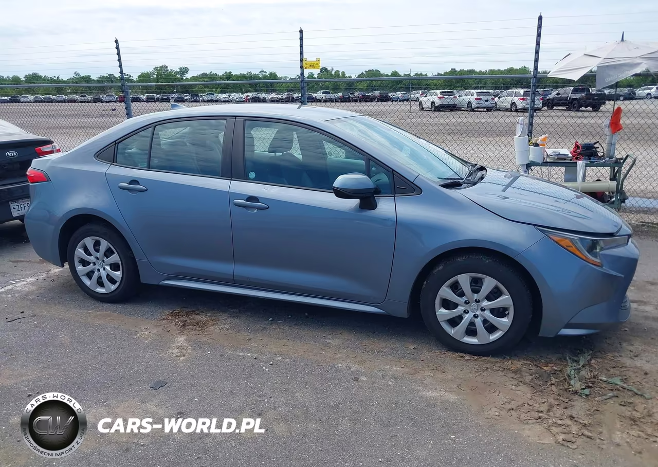 2022 Toyota Corolla Le VIN:5YFEPMAEXNP339137 - 13