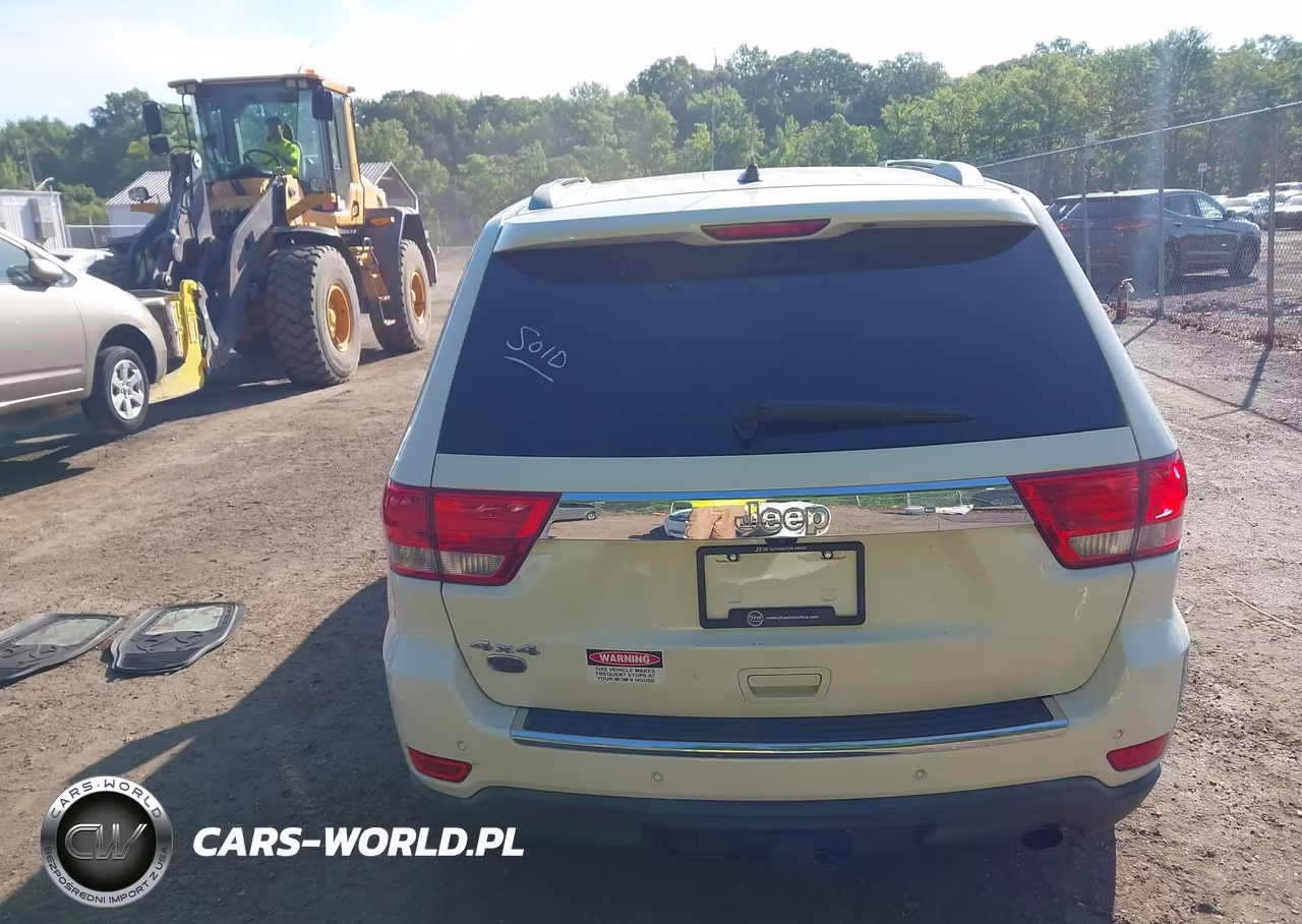 2012 Jeep Grand Cherokee Overland VIN:1C4RJFCG5CC200097 - 15