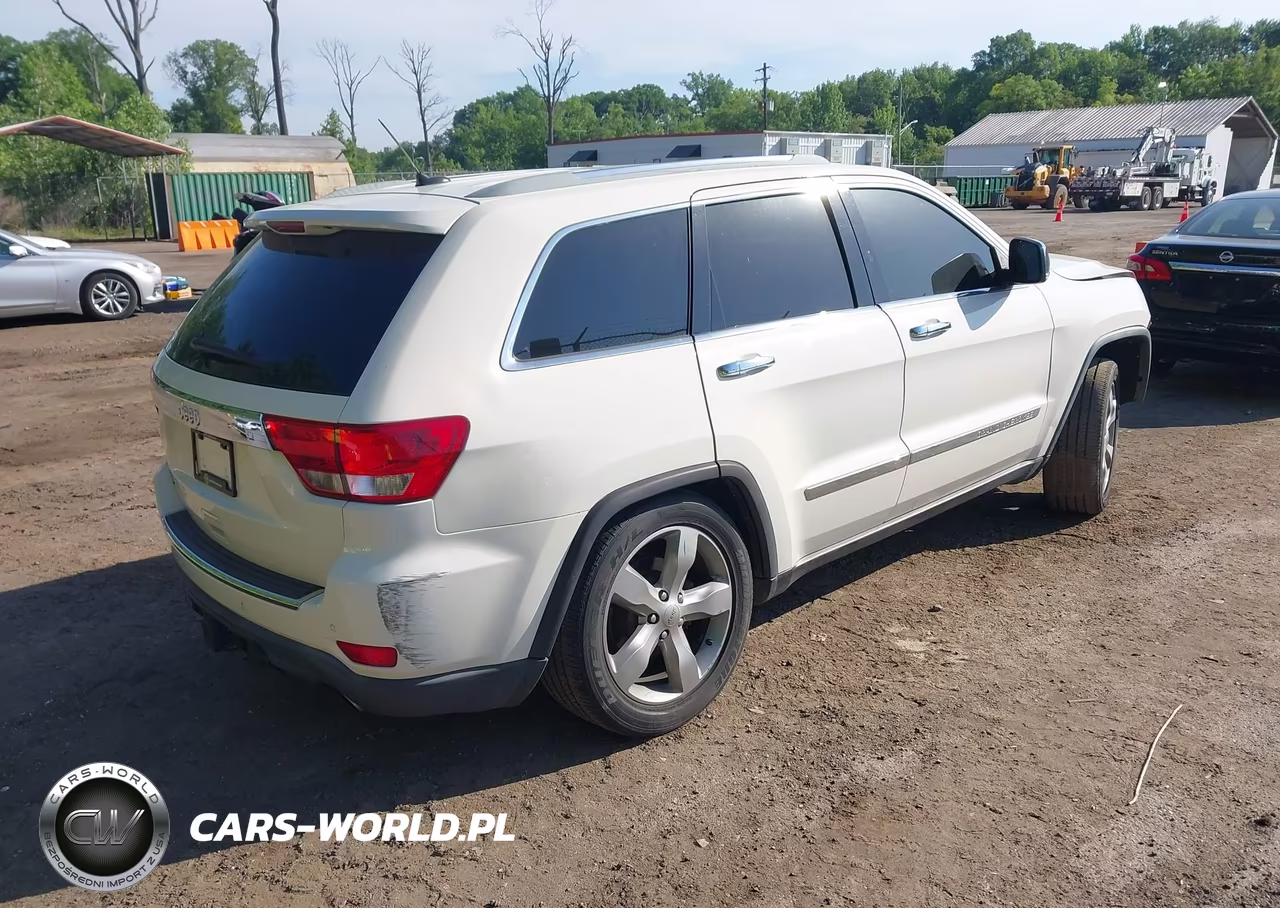 2012 Jeep Grand Cherokee Overland VIN:1C4RJFCG5CC200097 - 4