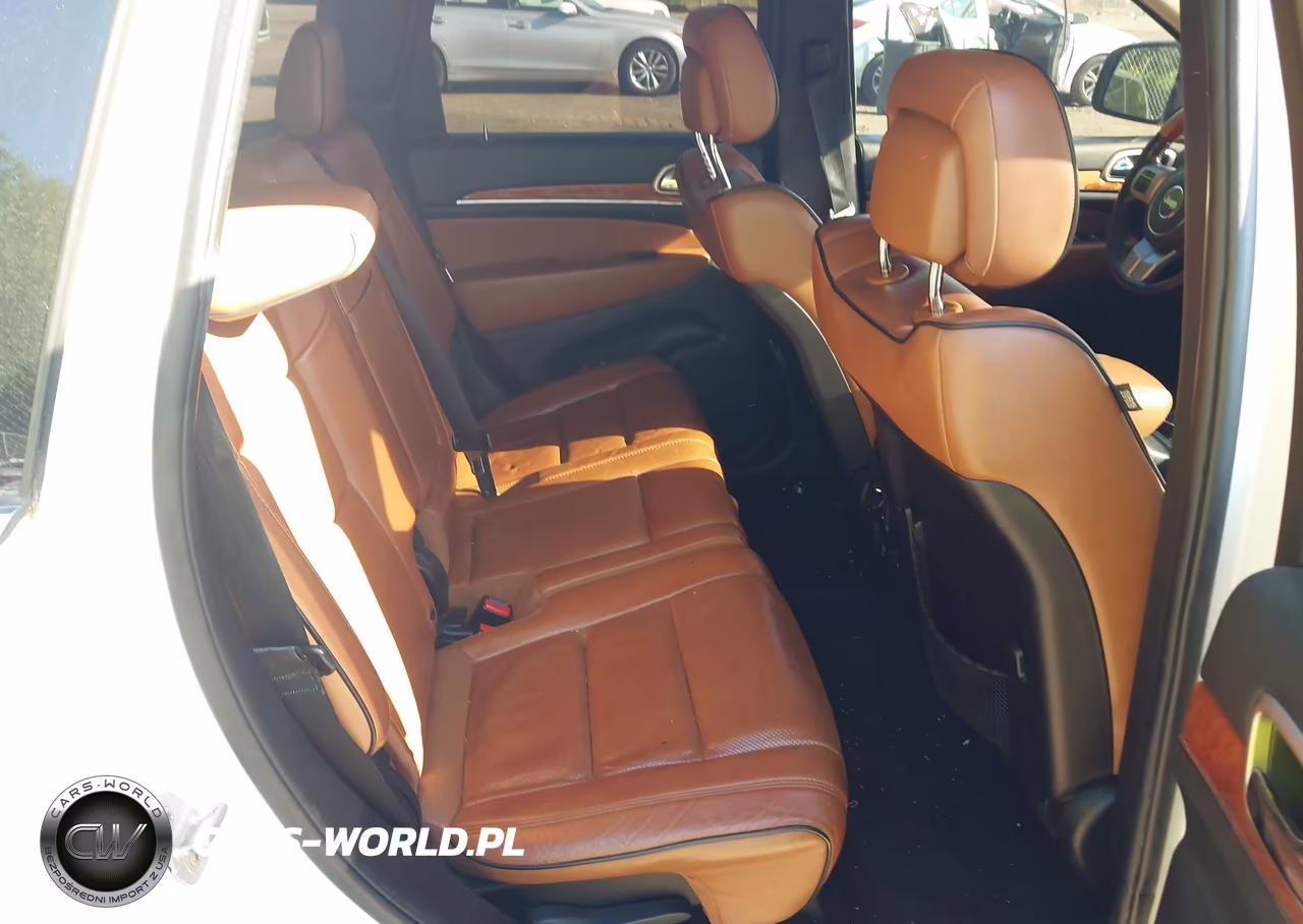 2012 Jeep Grand Cherokee Overland VIN:1C4RJFCG5CC200097 - 8