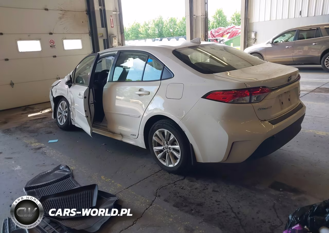2024 Toyota Corolla Hybrid Le VIN:JTDBDMHE1RJ009804 - 3