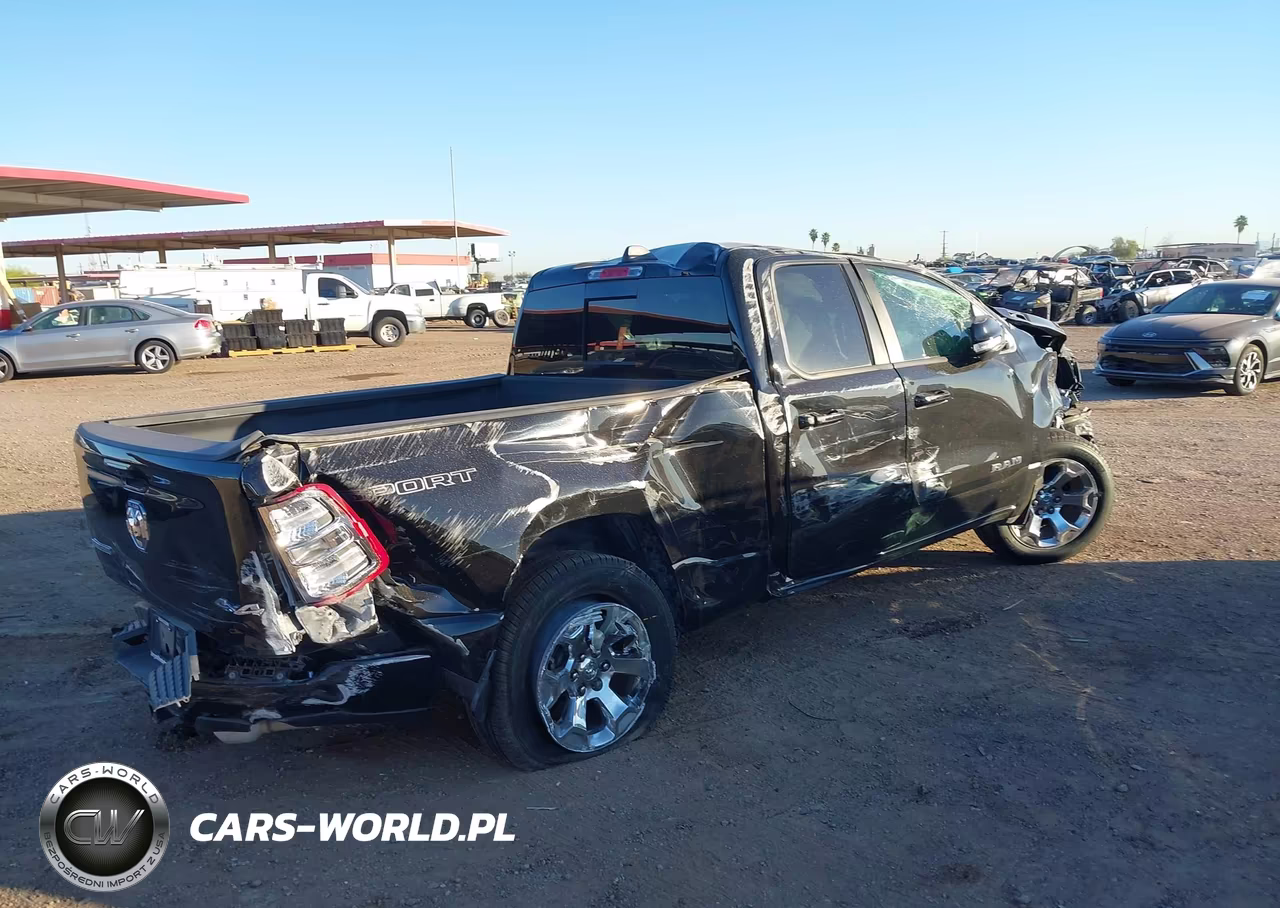 2020 Ram 1500 Big Horn-Lone Star VIN:1C6SRFBT8LN174647 - 4
